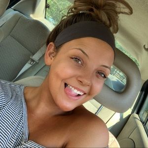 Meet your Posher, Kylee